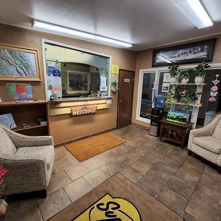 Cut Bank スーパー 8 バイ ウィンダム カット バンクモーテル エクステリア 写真